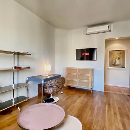 Apartment Latour Maubourg By Scls Locations Cannes